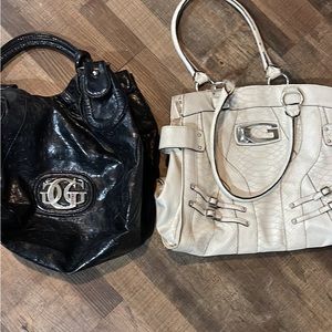 2 used guess purses
